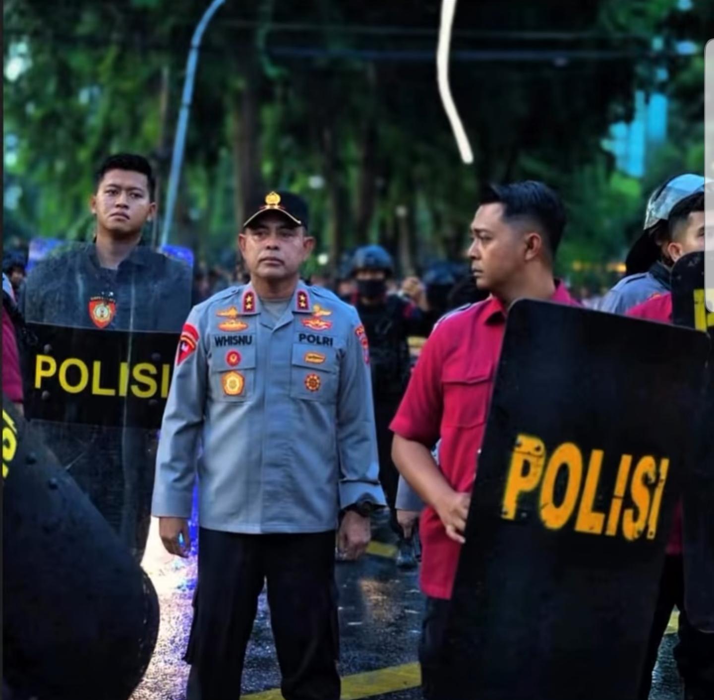Kapolda Sumut Apresiasi Mahasiswa Dan Ojol Gelar Unjuk Rasa Dengan Damai Di DPRD Sumut