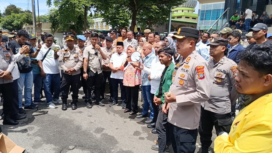 Polres Binjai Kawal Aksi Unjuk Rasa Berjalan Aman Dan Kondusif