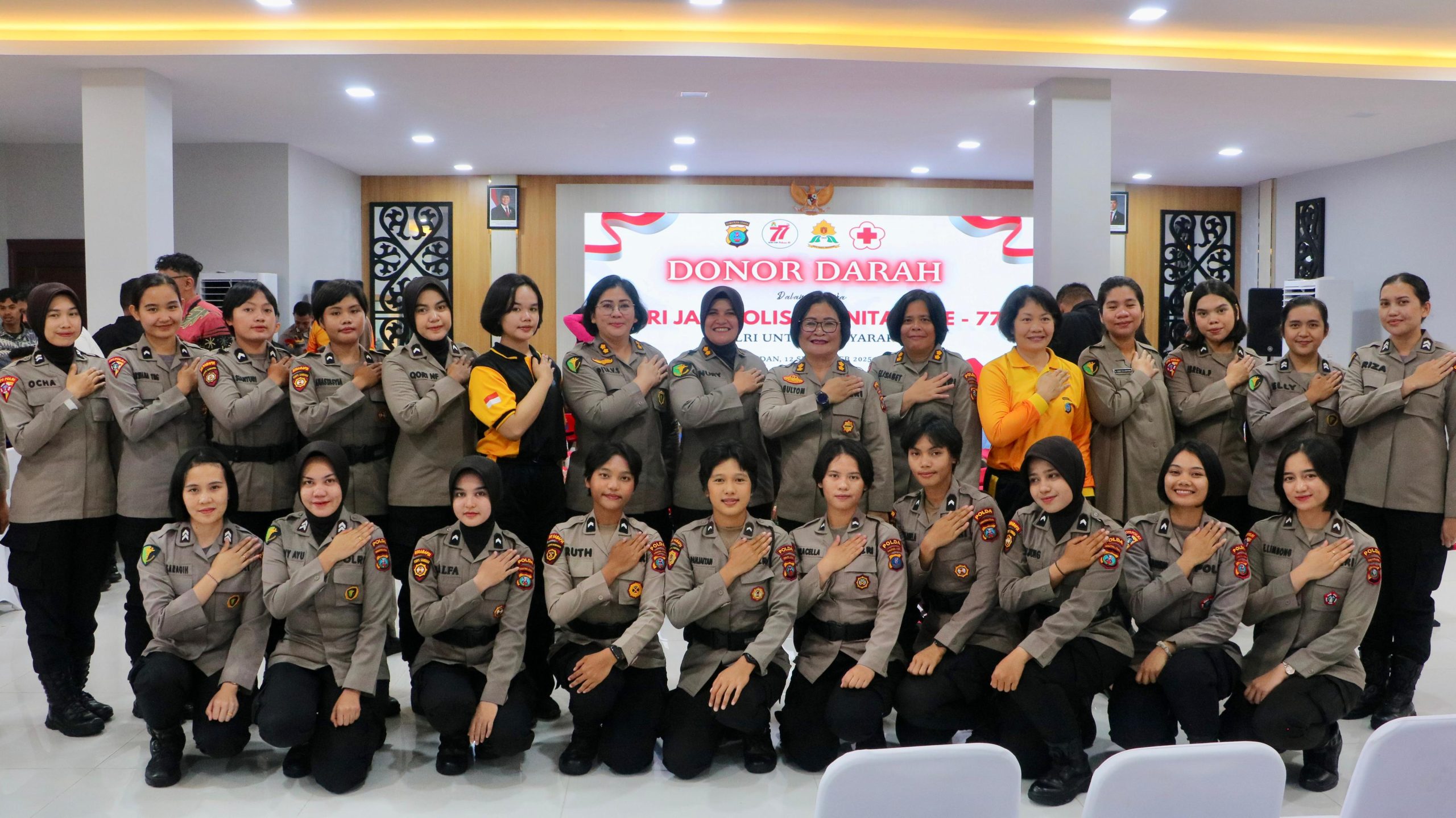HUT Ke-77, Polwan Polda Sumut Bersama Bhayangkari Tebar Kepedulian Lewat Donor Darah