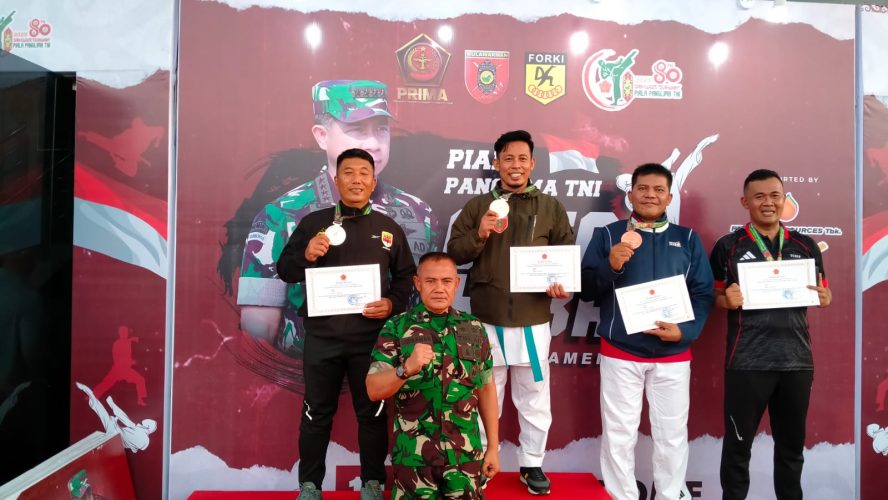 Personel Brimob Polda Sumut Raih Prestasi Membanggakan di Kejuaraan Karate Piala Panglima TNI 2025
