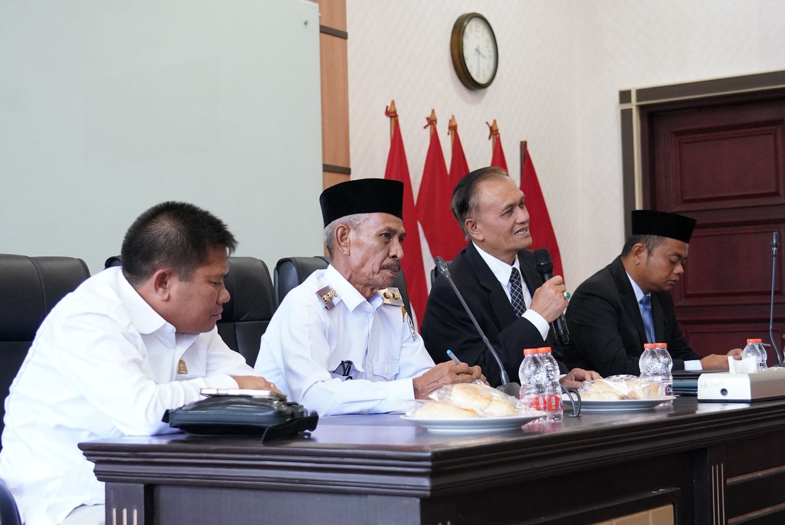 Wakil Bupati Pakpak Bharat Menerima Kunjungan Wakil Bupati Aceh Singkil Tentang Capaian Kemajuan di Kedua Daerah 