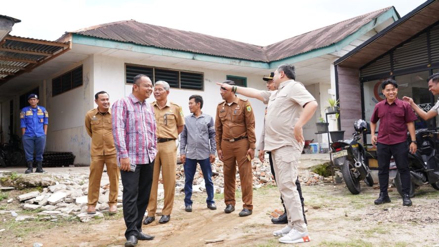 Bupati Pakpak Bharat Meninjau Persiapan Dapur SPPG di Kecamatan STTU Jehe
