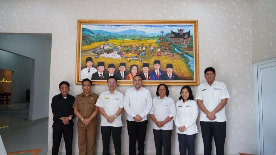 Kepala Kantor Pelayanan Perbendaharaan Negara (KPPN) Sidikalang Menemui Bupati Pakpak Bharat