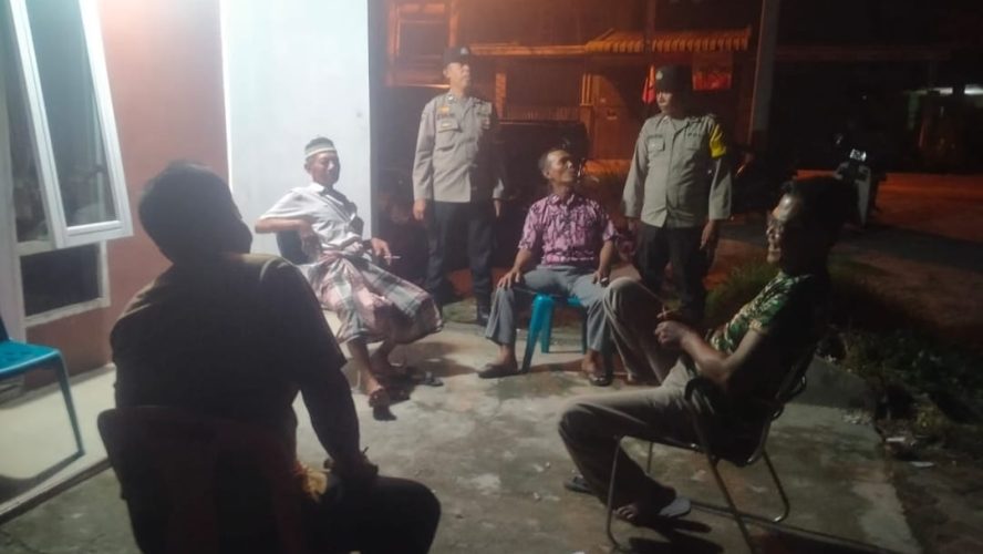 Pastikan Situasi Kamtibmas Aman Dan Kondusif, Polresta Deli Serdang Patroli Dan Sambang Poskamling