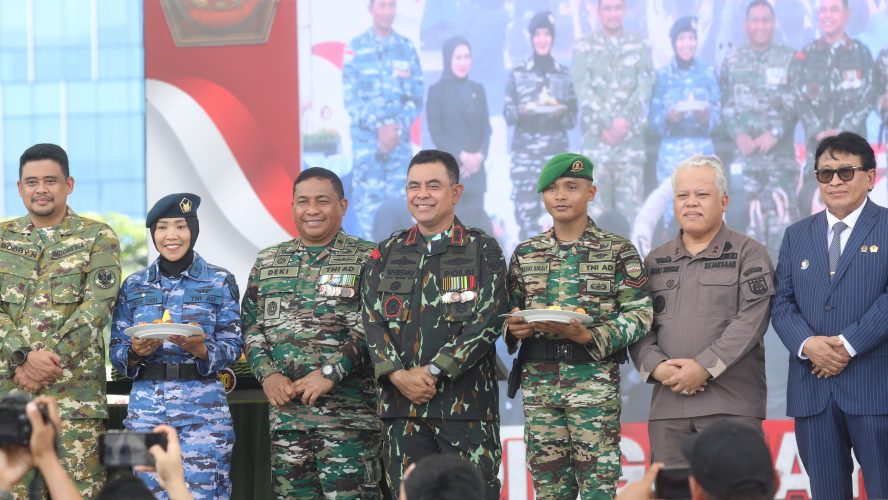 Kapolda Sumut Hadiri Upacara HUT Ke-80 TNI Di Lapangan Merdeka Medan