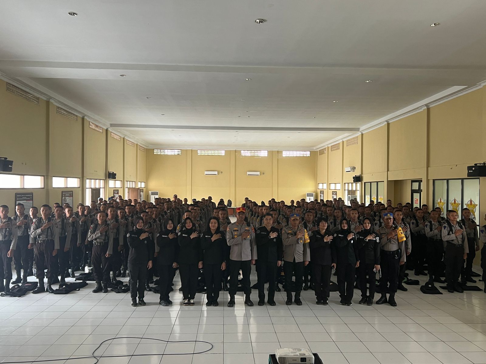 Cerdas Berkomunikasi, Humanis Di Lapangan, Kabid Humas Polda Sumut Tanamkan Nilai Kehumasan Pada Siswa SPN Hinai
