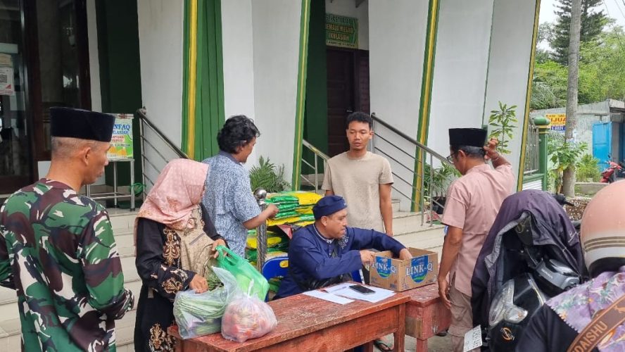 Satgaswil Sumut Densus 88 AT Polri Bersama Polda Sumut Dan Ex Napiter Sukseskan Gerakan Pangan Murah Untuk Masyarakat Sumatera Utara