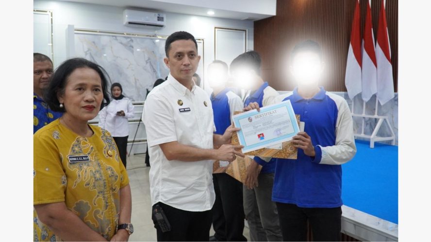 Penutupan Dan Penyerahan Sertifikat Pelatihan Kerja Bagi Warga Binaan Rutan Kelas I Medan
