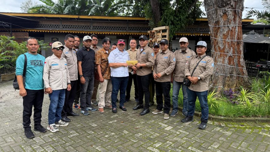 Ketua Umum Mapel Indonesia Lepas Tim Relawan Kemanusiaan Mapel Indonesia ke Daerah Bencana.