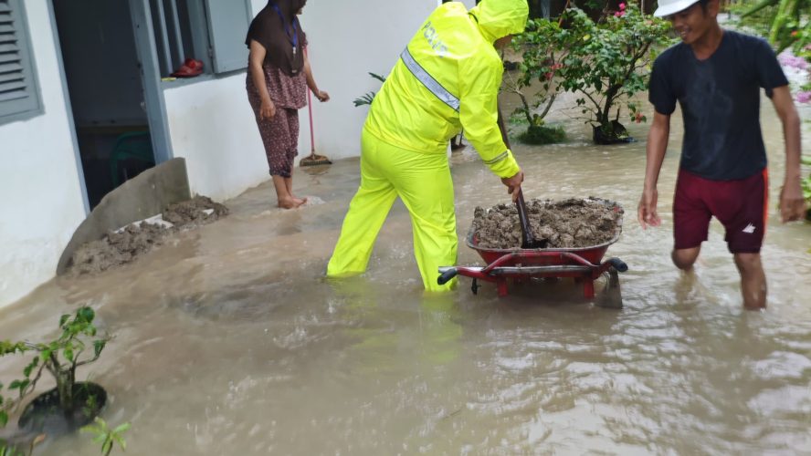 Polres Sergai Intensif Pantau Situasi Hujan Deras, Berikan Himbauan Keselamatan Kepada Masyarakat