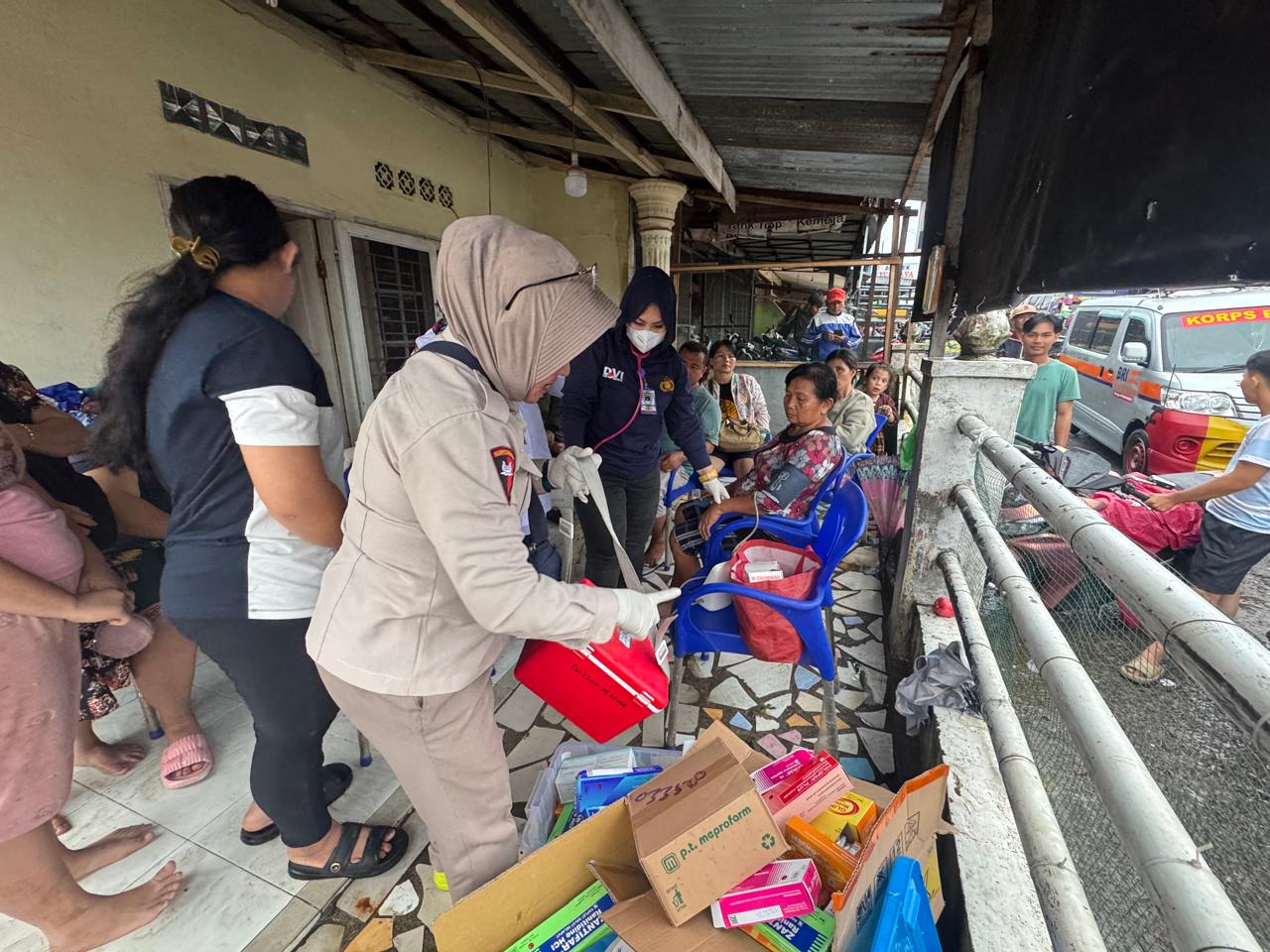 Polda Sumut Gunakan Starlink Untuk Bantu Komunikasi Warga Terdampak Banjir dan Longsor