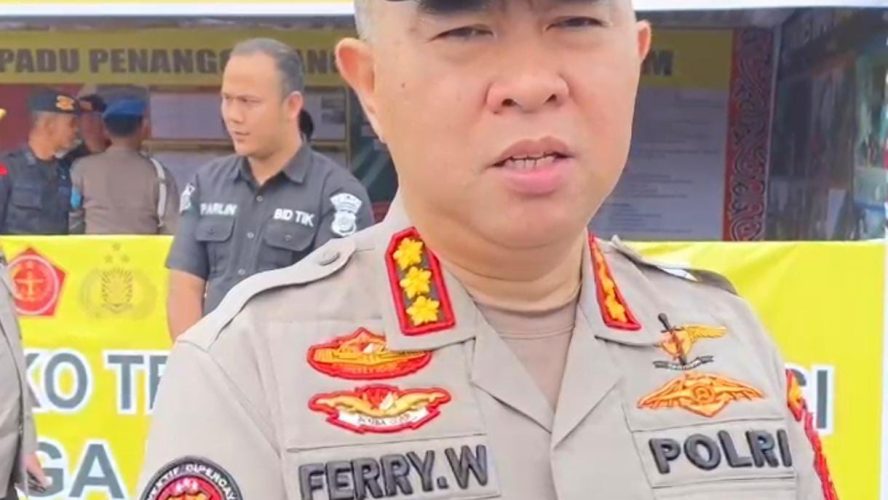 Akses Terputus Hambat Bantuan, Polda Sumut Berjibaku Tanpa Henti Cari Korban di Tengah Duka Mendalam