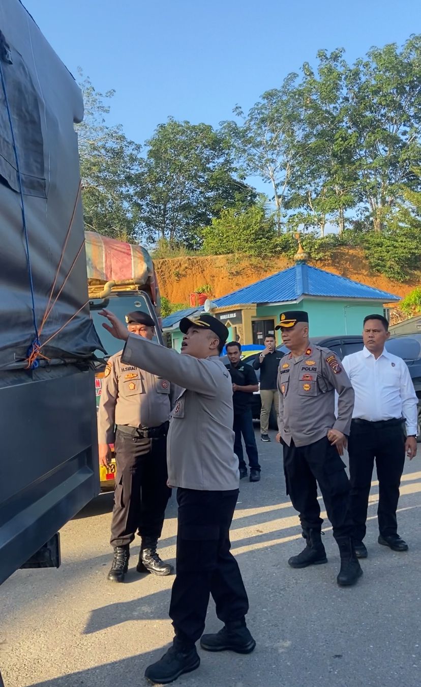 Polres Labusel Kirim Bantuan Kemanusiaan Untuk Bencana, Kapolres : “Kita Semua Saudara Dan Bergerak Karena Hati”