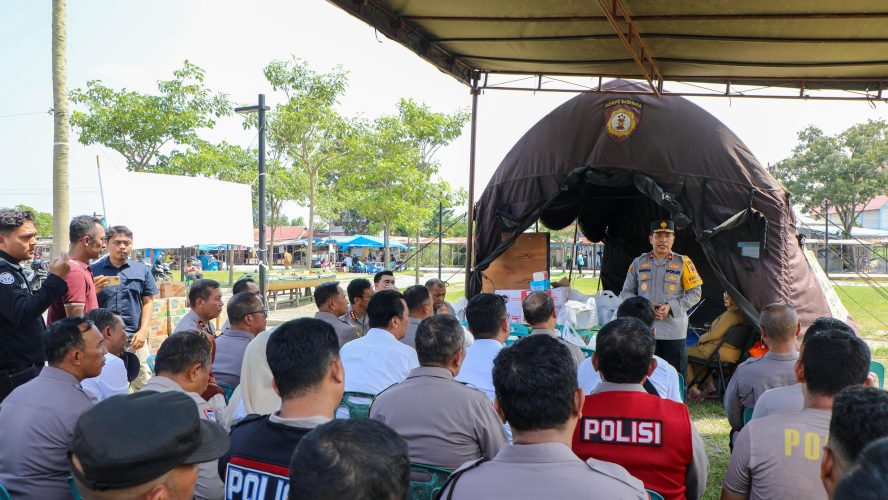 Wakapolda Sumut Tinjau Posko Pengungsian dan Berikan Arahan kepada Personel di Belawan
