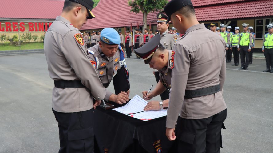 Kapolres Binjai Serah Terimakan Jabatan Kasat Lantas