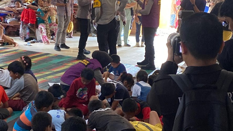 Polri Hadirkan Keceriaan Anak-Anak Korban Bencana Lewat Trauma Healing Di Taput