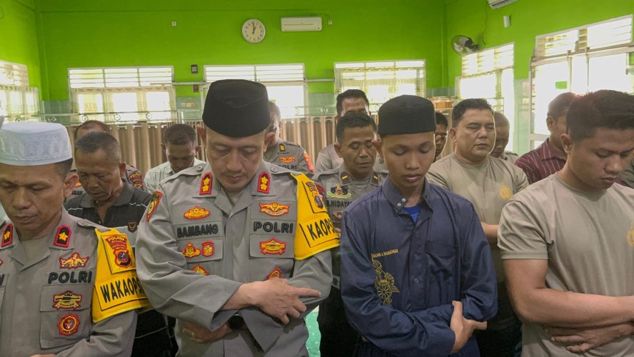 Kapolres Binjai Beserta Personil Laksanakan Sholat Ghaib