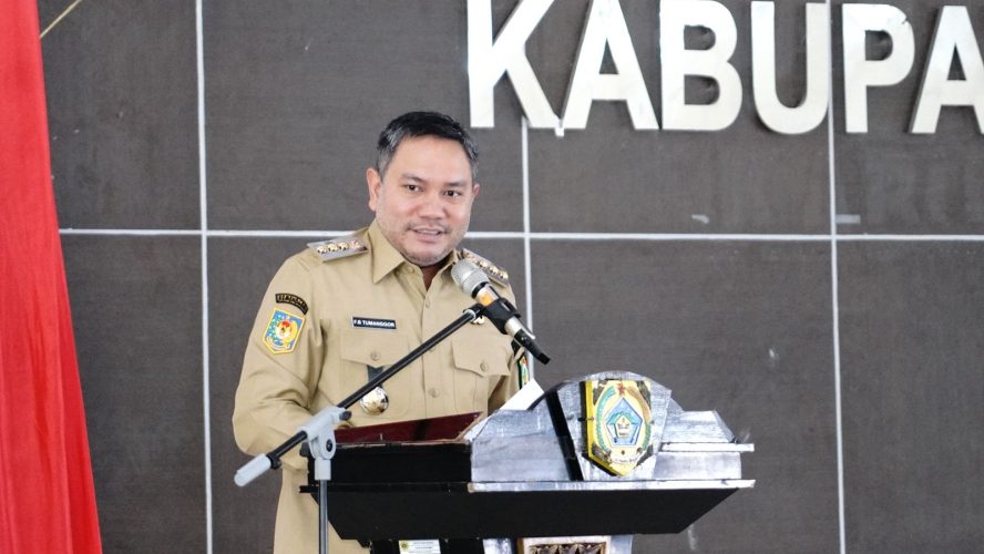 Bupati Pakpak Bharat Membuka Sosialisasi Simpul Jaringan Sistem Informasi Kearsipan