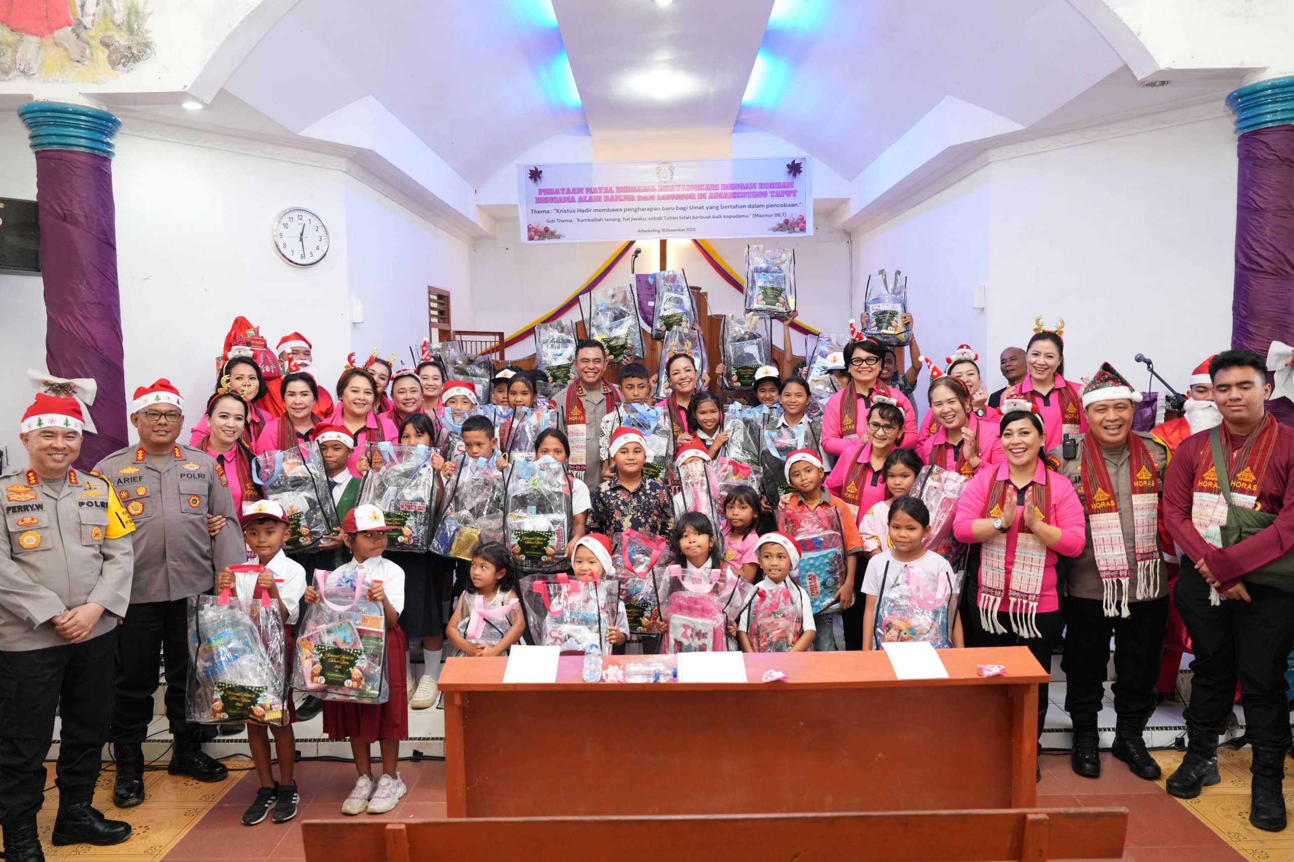 Natal Berbagi, Polda Sumut-Bhayangkari Salurkan Bingkisan Dan Trauma Healing Bagi Anak