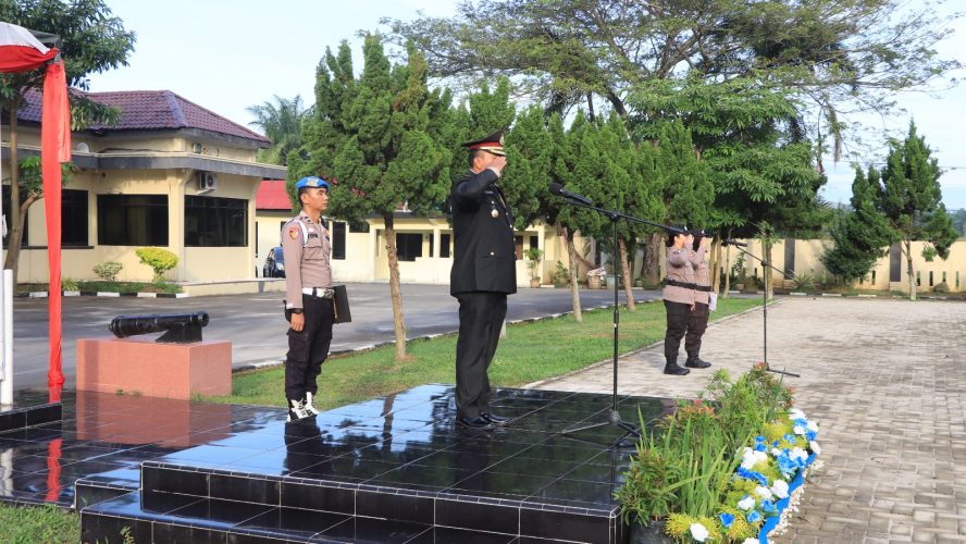Upacara Peringatan Hari Ibu Ke 97 Tahun 2025, Waka Polres Sergai : Polri Tak Hanya Menjaga Amanah Negara, Tapi Juga Memprioritaskan Baktinya Kepada Ibu