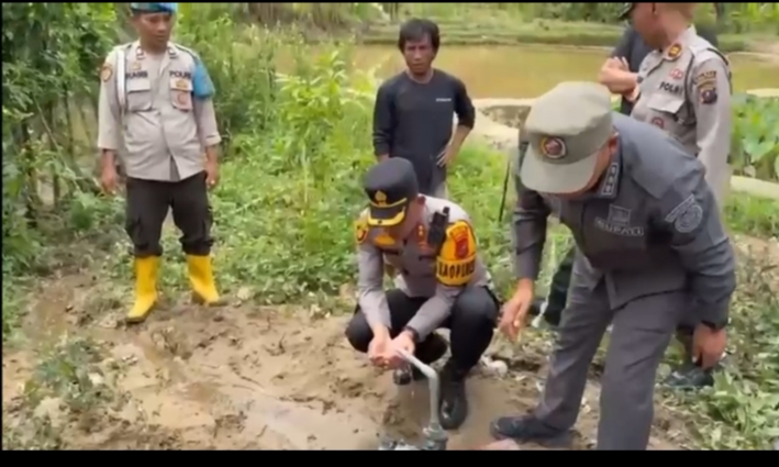 Polres Taput Pasang 4 Titik Sumur Bor  di Wilayah Terdampak Bencana Longsor Dan Banjir di Kabupaten Taput Akhir Nopember Lalu