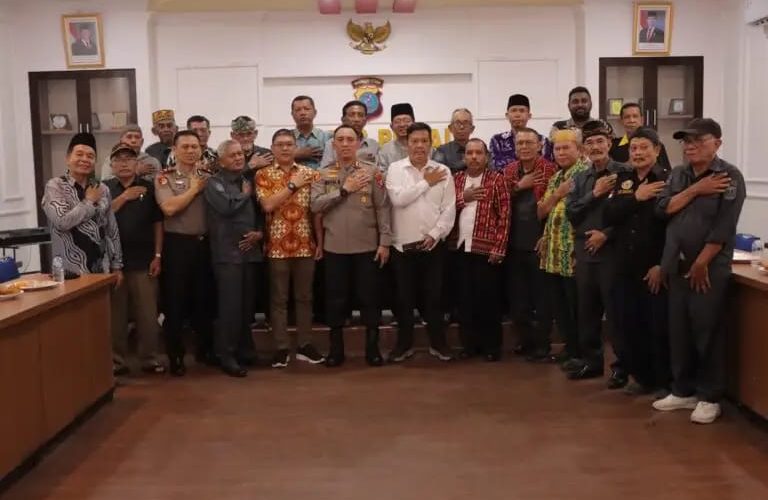 Kapolres Binjai Giat Silaturahmi Bersama 18 Tokoh Etnis Forum Pembauran Kebangsaan (FPK)