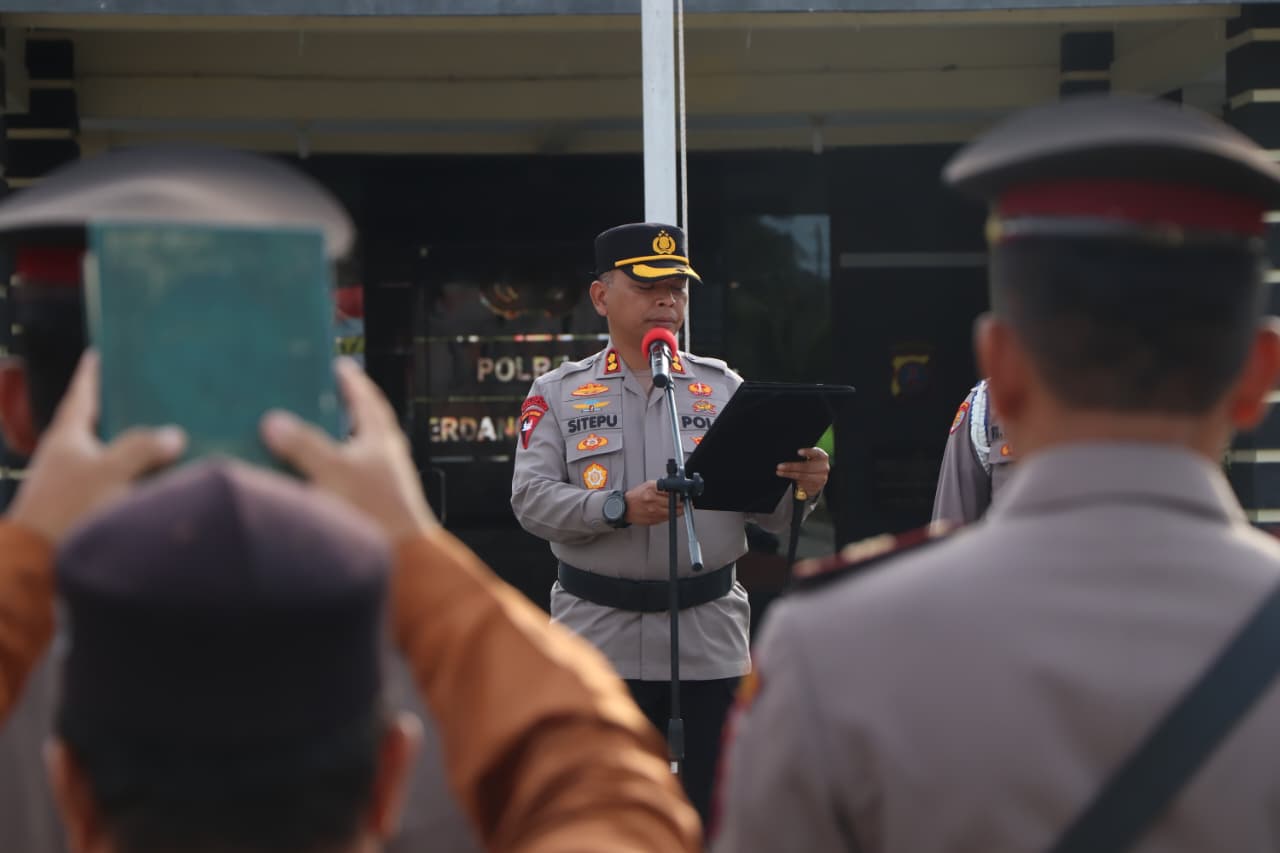 Kapolres Sergai Pimpin Upacara Sertijab Kabag Ops, Kasat Intelkam, Kapolsek Tanjung Beringin dan Kapolsek Kotarih