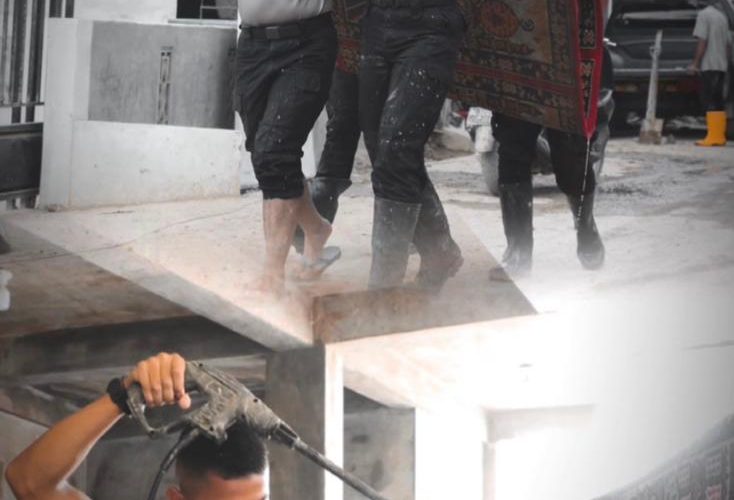 Taruna Akpol Wujudkan Pengabdian Nyata, Bersihkan Mushola Babul Falah Jelang Latsitardanus XLVI di Aceh Tamiang