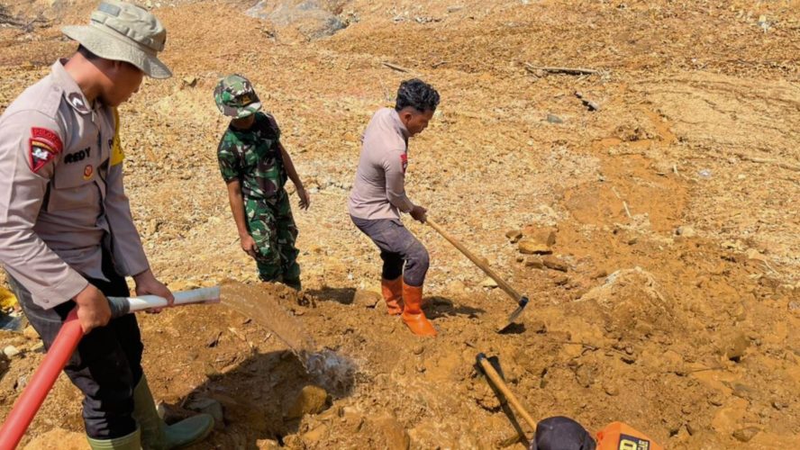 Sinergi SAR untuk Kemanusiaan, Tim Gabungan Cari Korban Bencana di Tapanuli Tengah