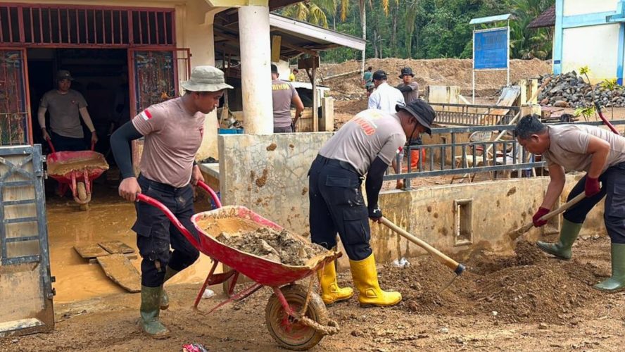 Brimob Sumut Bantu Warga Bangkit, Rumah, Jalan, dan Air Bersih Dipulihkan