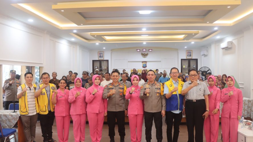 Polres Binjai Dan Bhayangkari Cabang Binjai Gelar Operasi Katarak Gratis