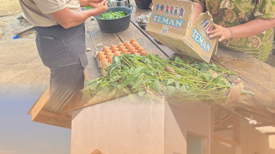 Brimob Batalyon C Hadirkan Dapur Lapangan Dan Bantu Perbaikan Huntara Di Batang Toru