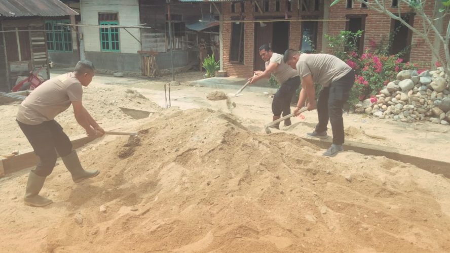 Brimob Dan Warga Bangun Hunian Tetap Korban Banjir Di Tolang Julu, Wujud Nyata Pemulihan Pascabencana