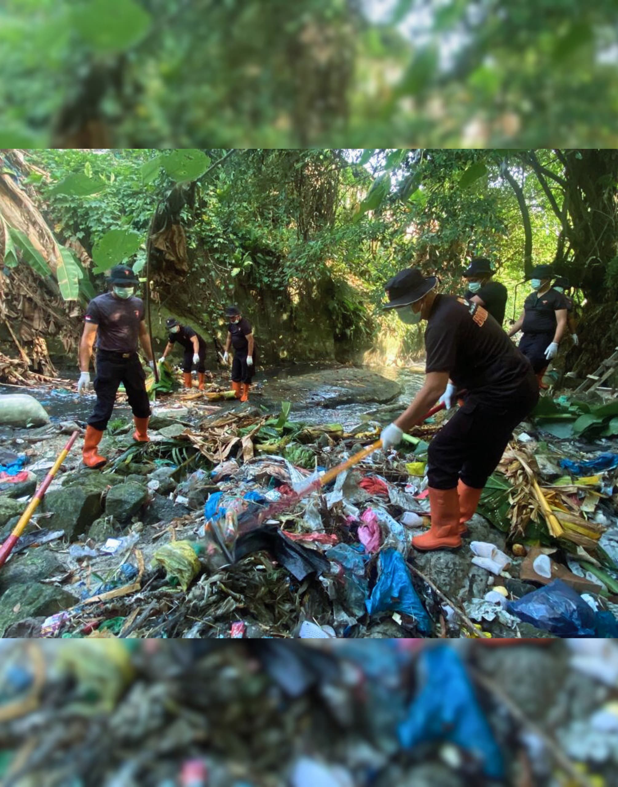 Brimob Polda Sumut Wujudkan Instruksi Presiden Lewat Aksi Bersih Sungai