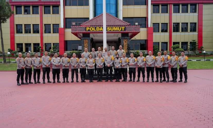 Kapolres Sergai Hadiri Kunjungan Kapolri Dan Ketua Komisi IV Berikan Bantuan Untuk Korban Bencana Alam
