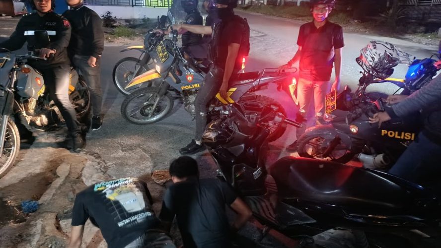 Beri Efek Jera,Timsus Dayok Mirah Polres Pematangsiantar Amankan 3 Sepedamotor Knalpot Brong