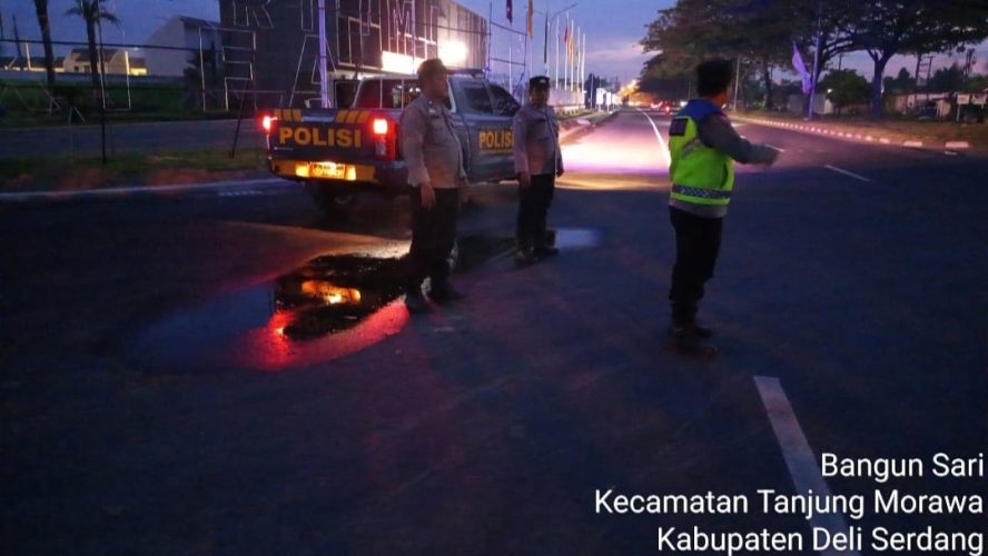 Ciptakan Rasa Aman di Bulan Ramadhan, Polresta Deli Serdang Laksanakan Patroli Menyapa Subuh