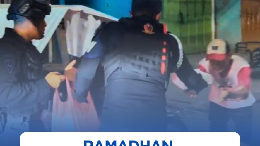 Ramadhan Yang Menghangatkan: Brimob Sumut Berbagi Sahur Untuk Warga Di Bawah Underpass Medan