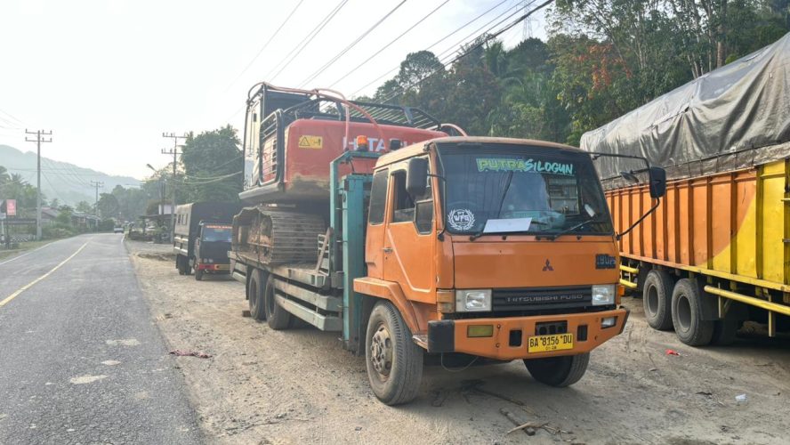 Polda Sumut Amankan Dua Ekskavator Diduga Untuk Tambang Emas Ilegal Di Mandailing Natal, Sempat Terjadi Intervensi