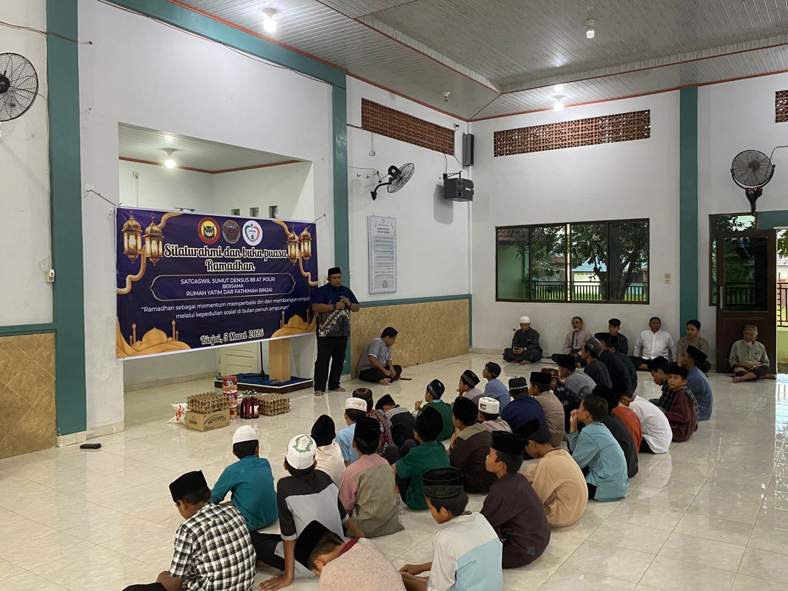 Satgaswil Sumut Densus 88 AT Polri Gelar Buka Puasa Bersama Anak Yatim di Rumah Yatim Dar Fathimah