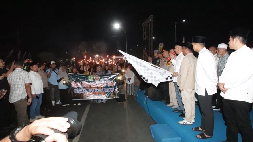 Pj. Sekda Provinsi Sumut Bersama Bupati, Kapolres Sergai Serta Forkopimda Laksanakan Pelepasan Pawai Takbiran