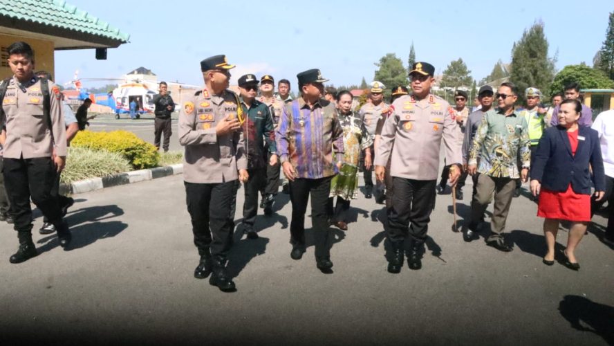 Kapolda Sumut Tinjau Langsung Operasi Ketupat Toba 2026 Di Berastagi, Pastikan Pengamanan Arus Balik Maksimal