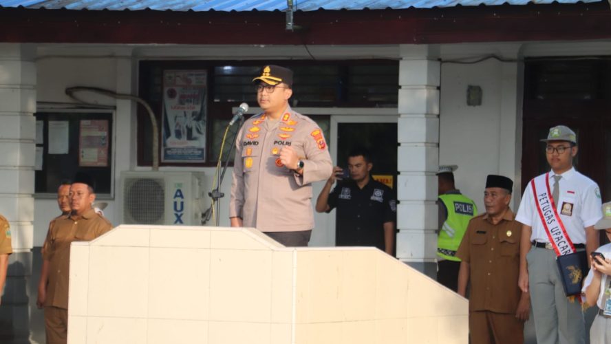 Kapolres Langkat Pimpin Upacara di SMAN 1 Stabat, Tekankan Disiplin, Anti Narkoba Dan Bijak Bermedsos