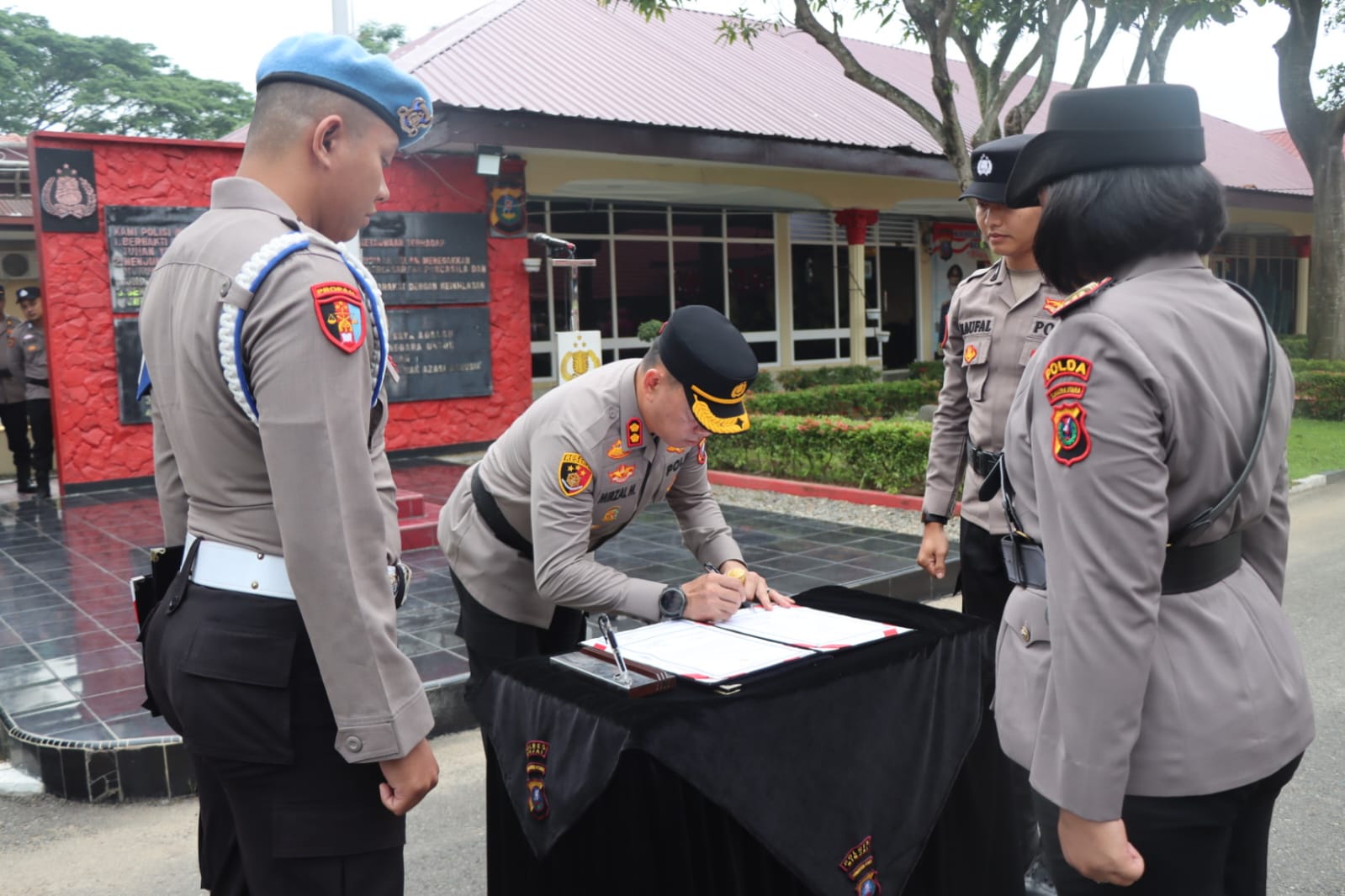 Kapolres Binjai Serah Terimakan Jabatan Kasat Binmas Dan Kapolsek Binjai Utara