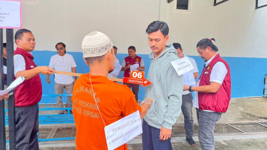 Sat Reskrim Polres Sergai Gelar Rekonstruksi Pembunuhan di Sungai Buaya, Pelaku Terancam 20 Tahun Penjara