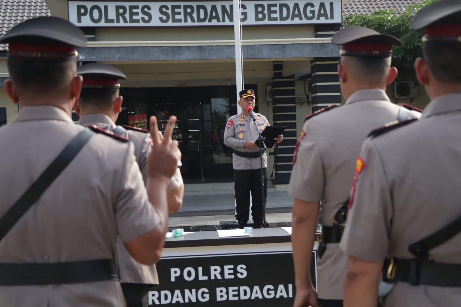 Kapolres Sergai Pimpin Upacara Sertijab Di Lingkungan Polres Sergai