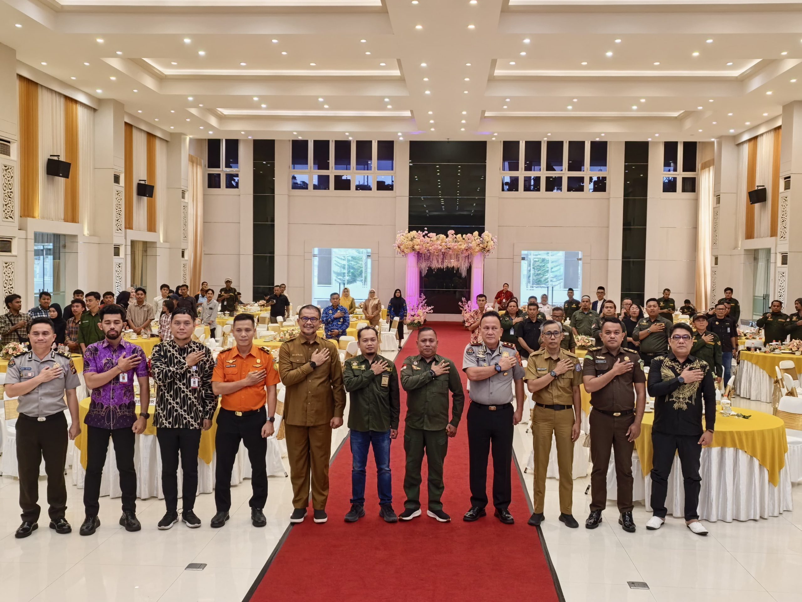 Wamendagri Membuka Acara Rapat Pimpinan Nasional Asosiasi Keluarga Pers Indonesia ( AKPERSI)