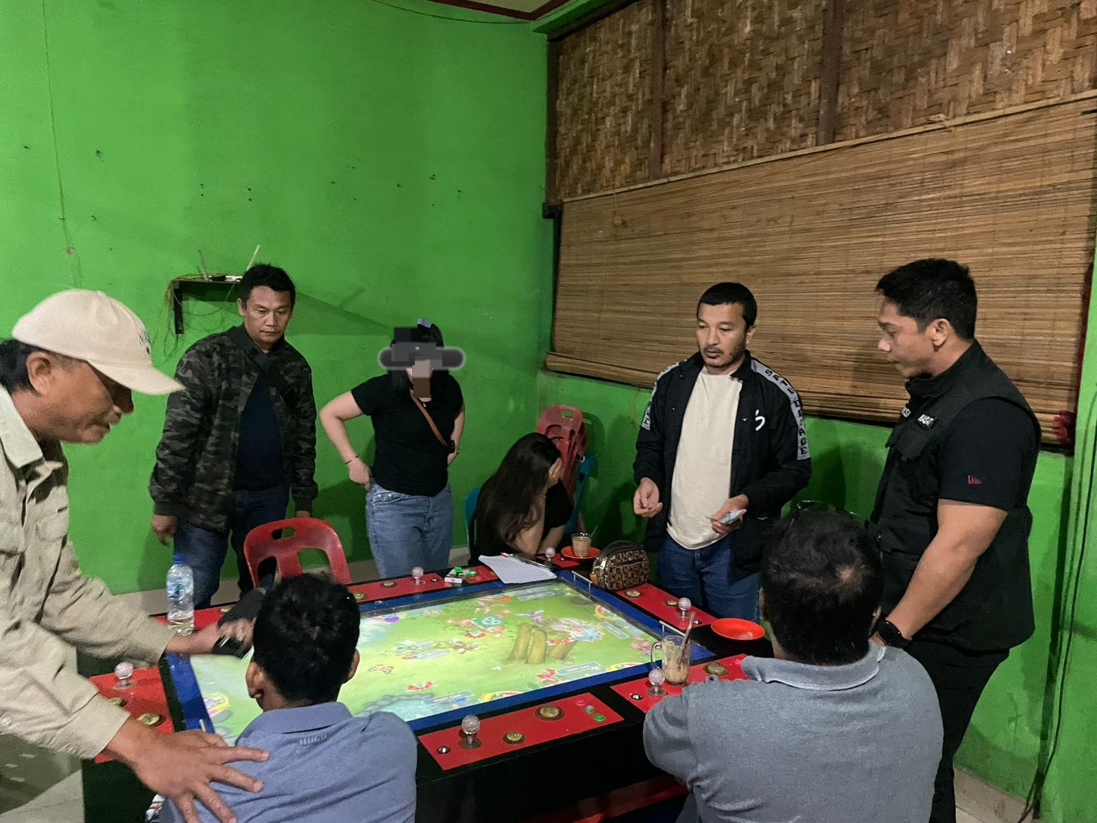 Polres Karo Gerebek Judi Tembak Ikan Di Tigabinanga, Dua Perempuan Diamankan