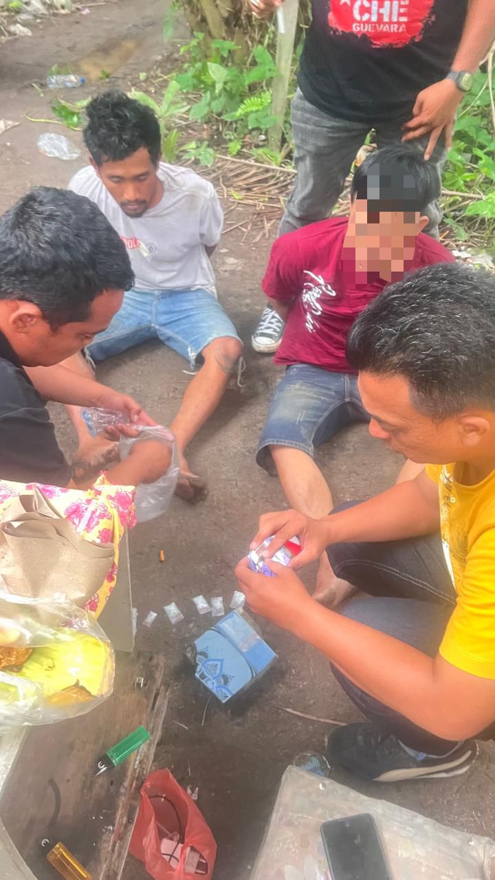 Sikat Peredaran Gelap Narkoba, Satres Narkoba Polres Sergai Gerebek Dusun III Kuala Lama