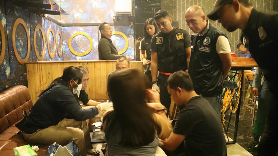 Razia Gabungan Polda Sumut Di Tempat Hiburan Malam Medan, Pengunjung Dites Urine Secara Acak
